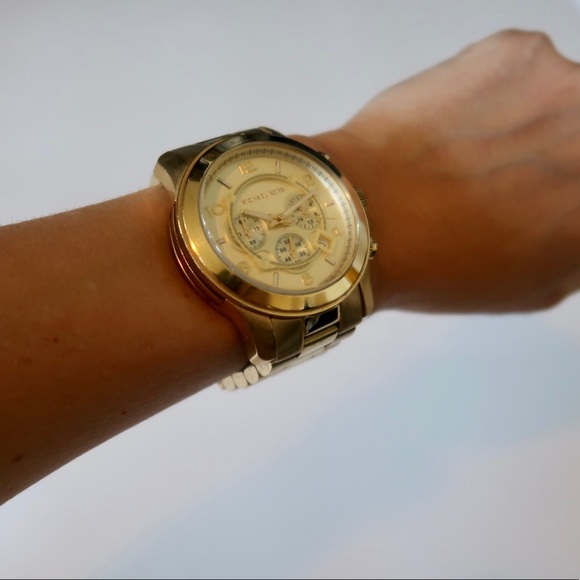 Michael Kors Oversized Stainless Steel Gold Watch - Picture 7 of 10